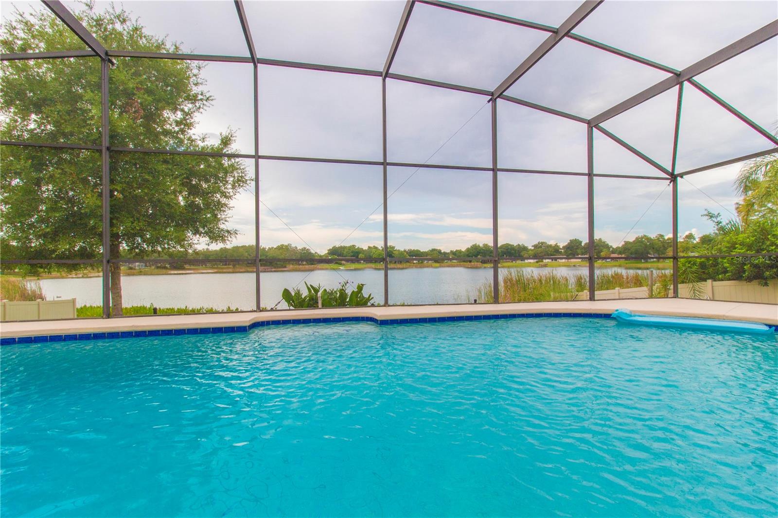 BAY LAKES AT GRANADA SEC 05 - Residential