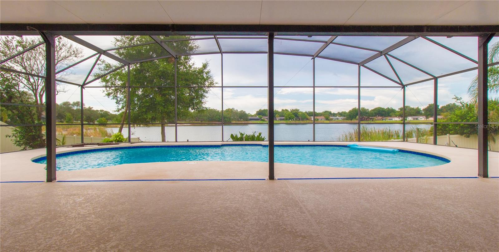 BAY LAKES AT GRANADA SEC 05 - Residential