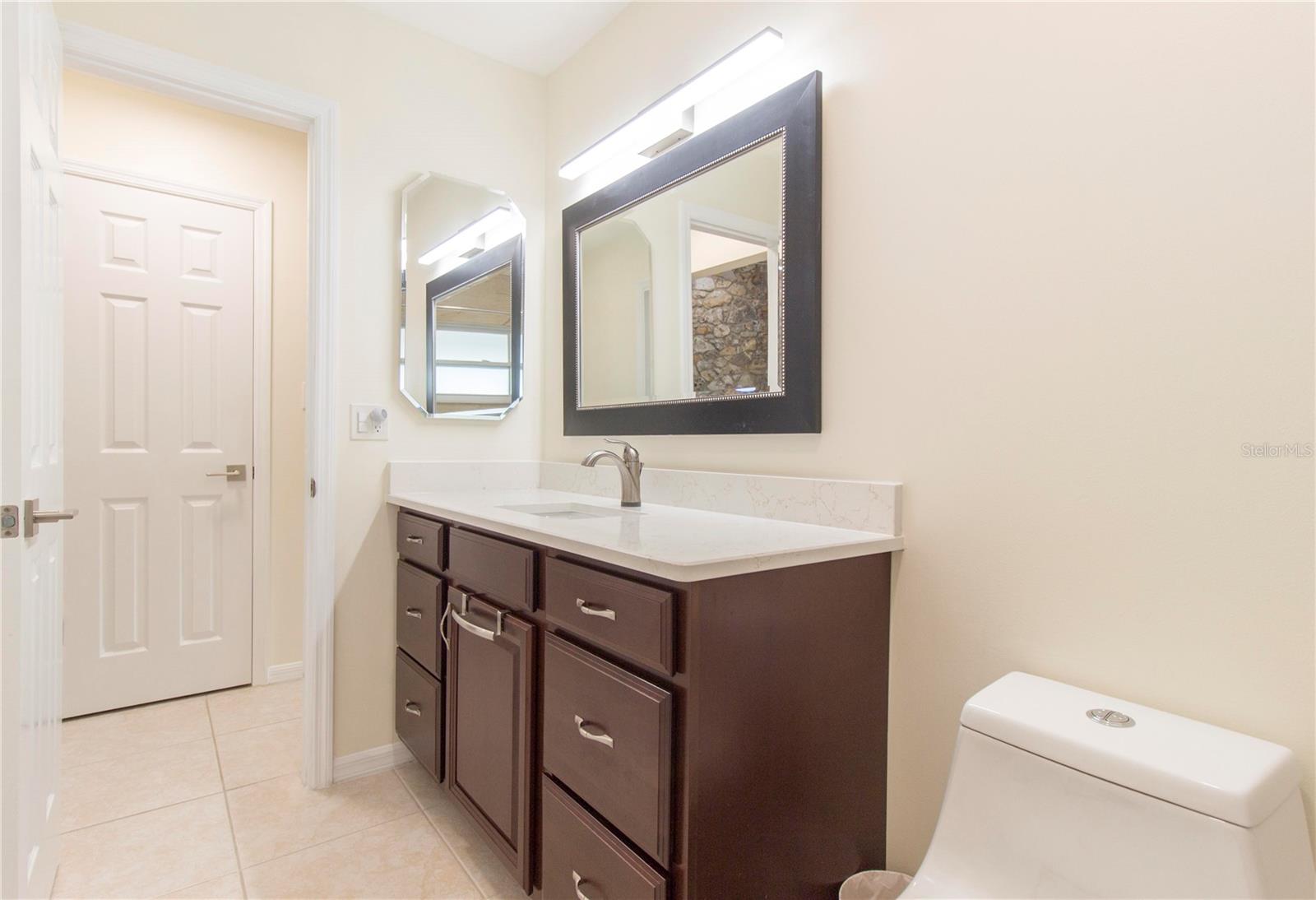 BAY LAKES AT GRANADA SEC 05 - Residential