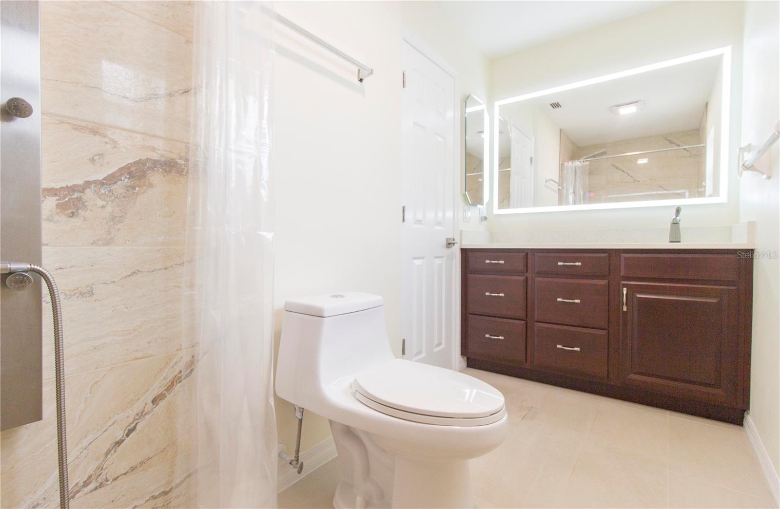 BAY LAKES AT GRANADA SEC 05 - Residential