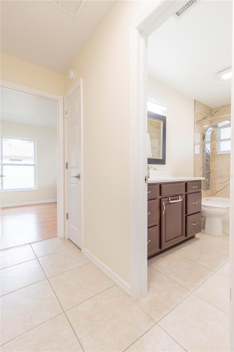 BAY LAKES AT GRANADA SEC 05 - Residential