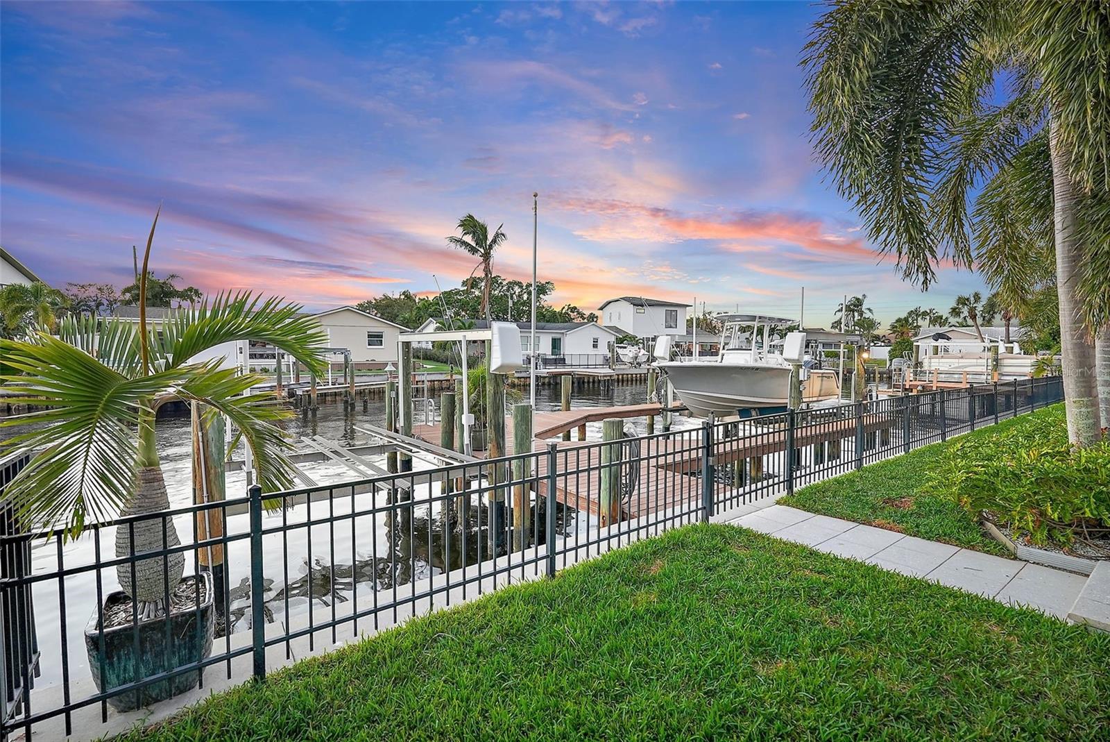 PATRICIAN POINT - Residential