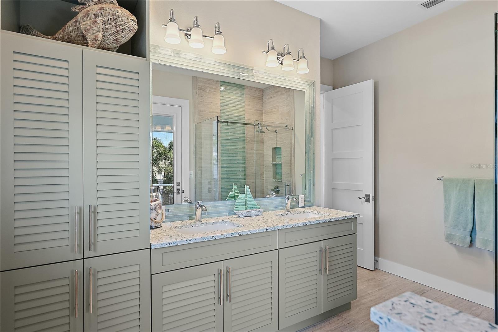 PATRICIAN POINT - Residential