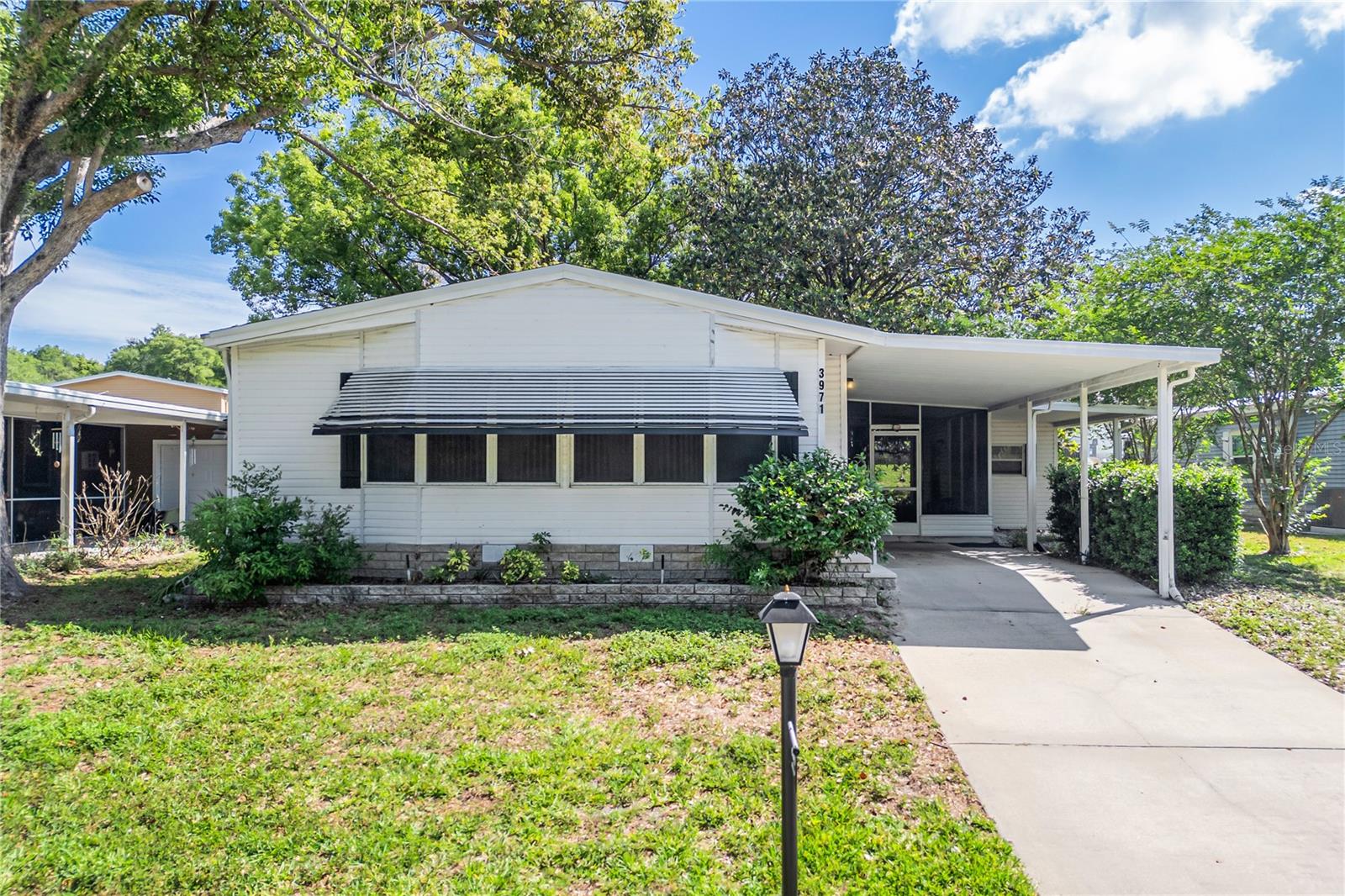 ZELLWOOD STATION COOP MH PARK - Residential
