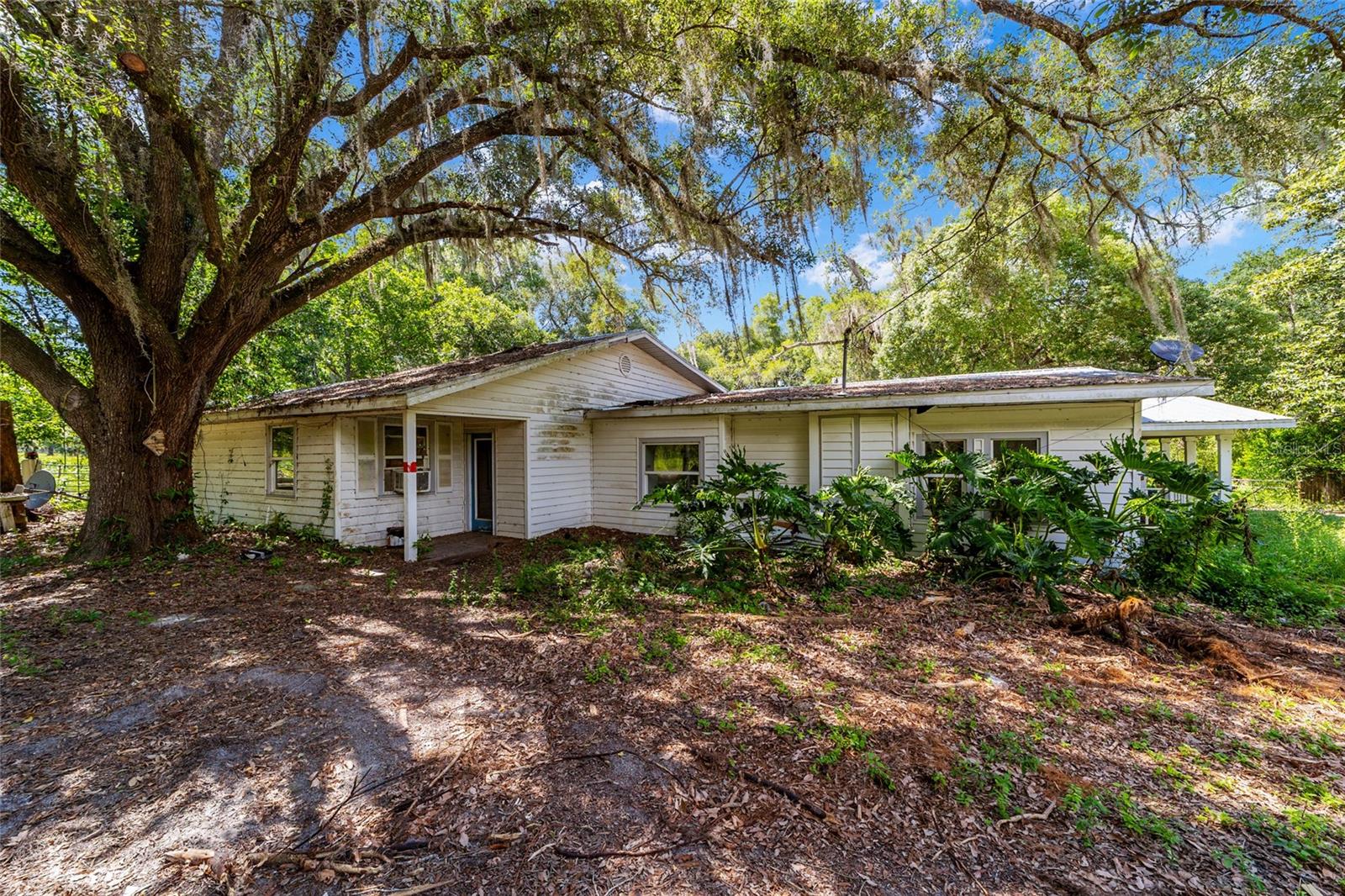 003359 - UNREC TRACTS IN 04-17S-18E - Residential