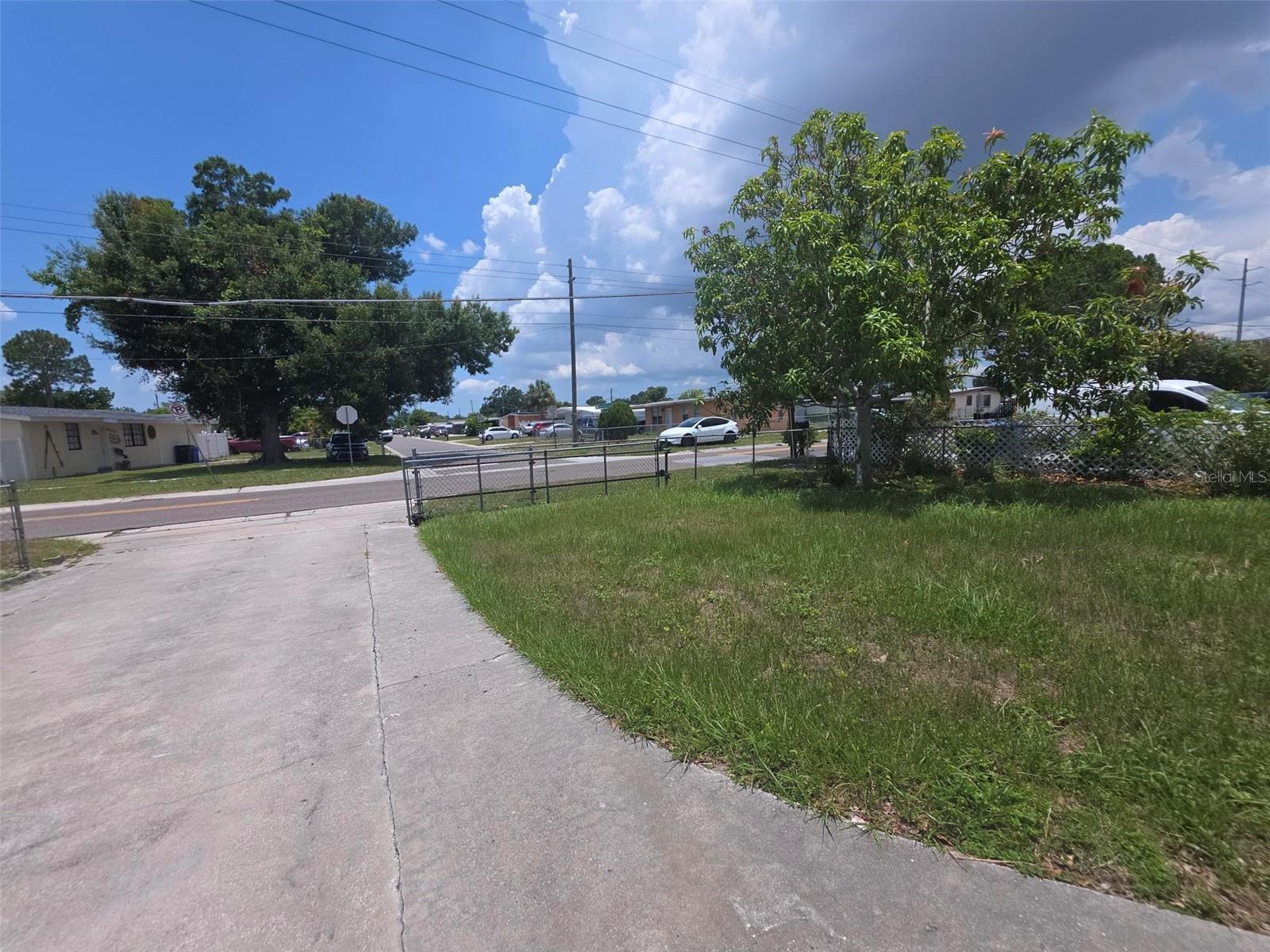 PINE CREST MANOR UNIT 4 A - Residential Lease