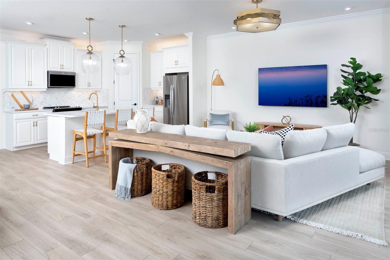 SUNSTONE LAKESIDE AT WELLEN PARK - Residential