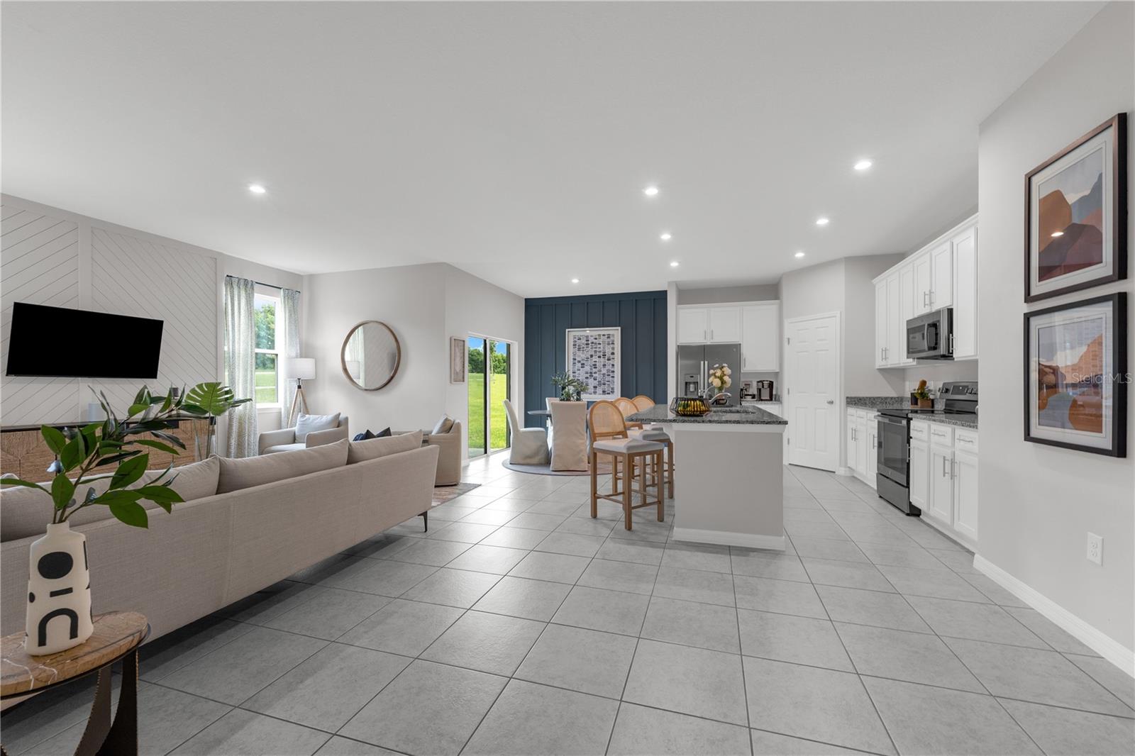 SCENIC TERRACE - Residential