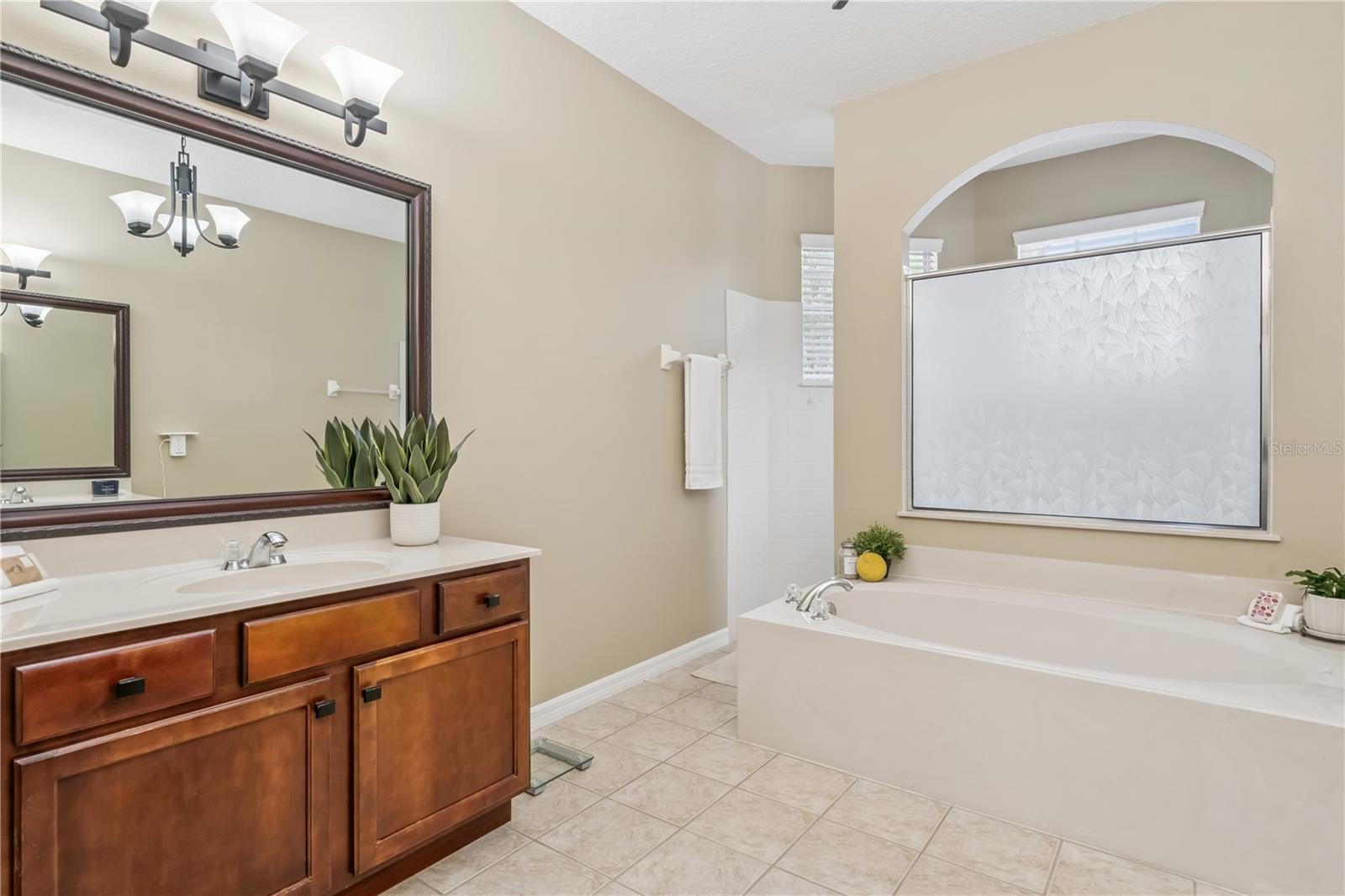 CYPRESS LAKES PH 01 46/82 - Residential
