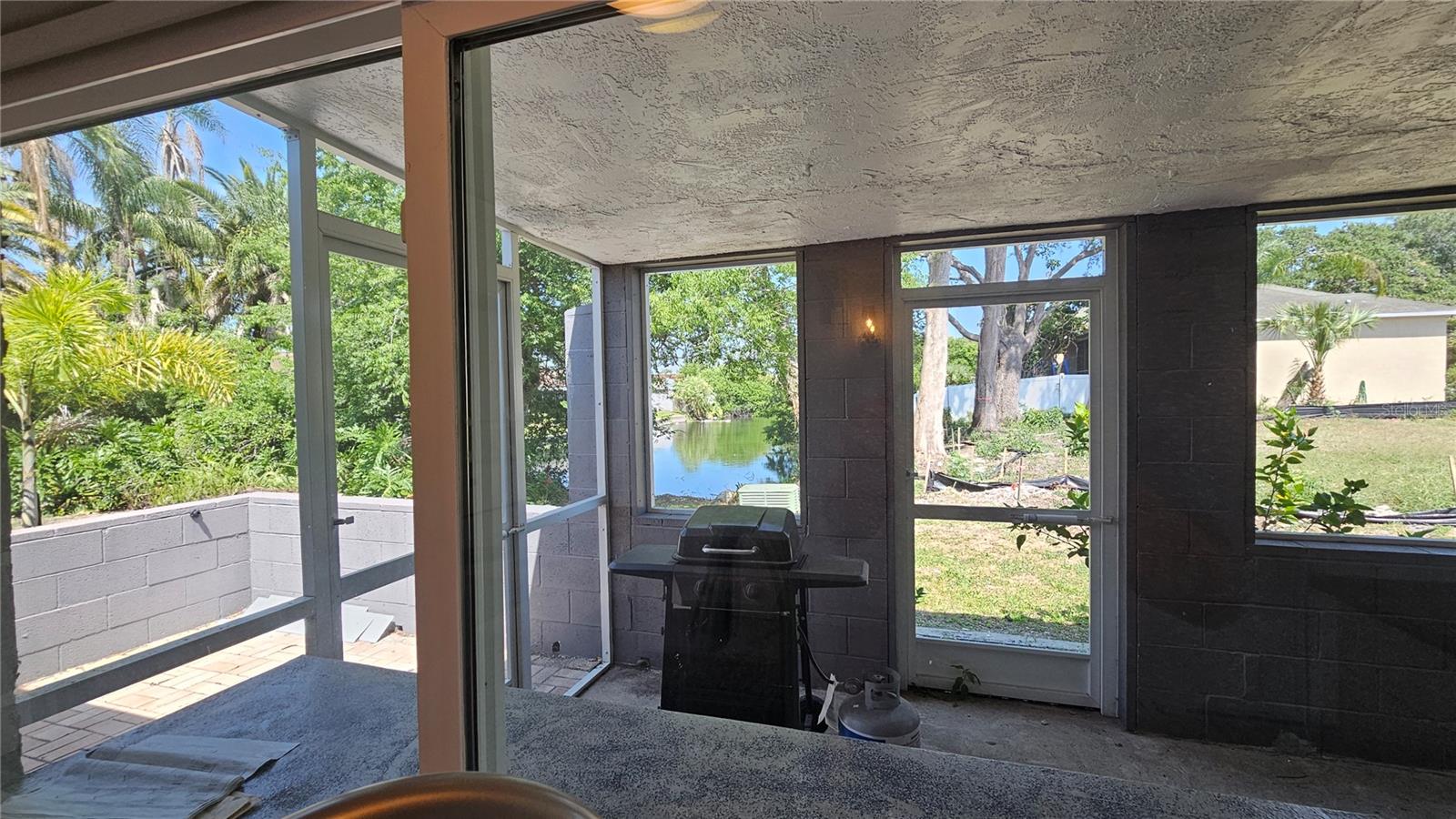 BEACON SQUARE - Residential