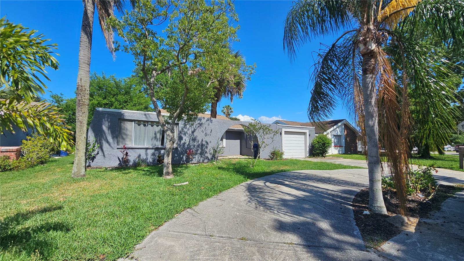 BEACON SQUARE - Residential