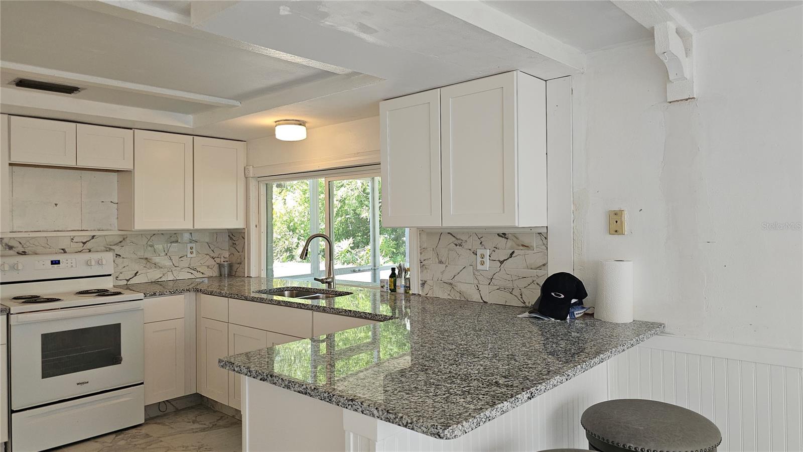 BEACON SQUARE - Residential
