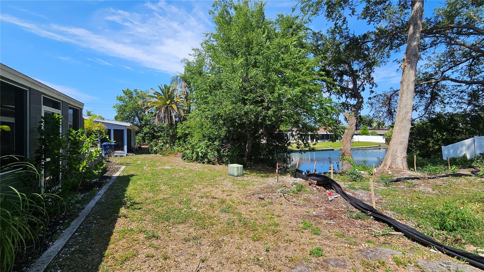 BEACON SQUARE - Residential