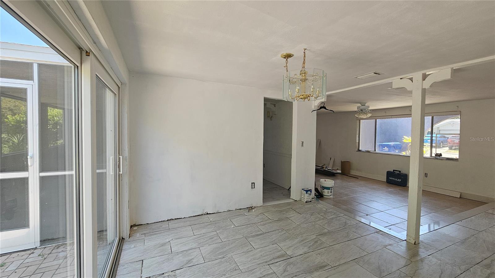BEACON SQUARE - Residential