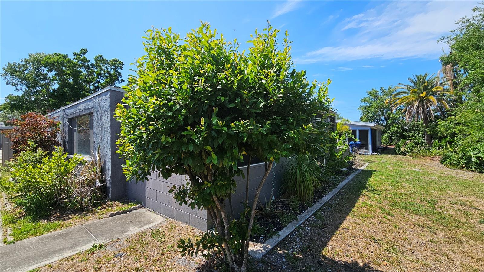 BEACON SQUARE - Residential