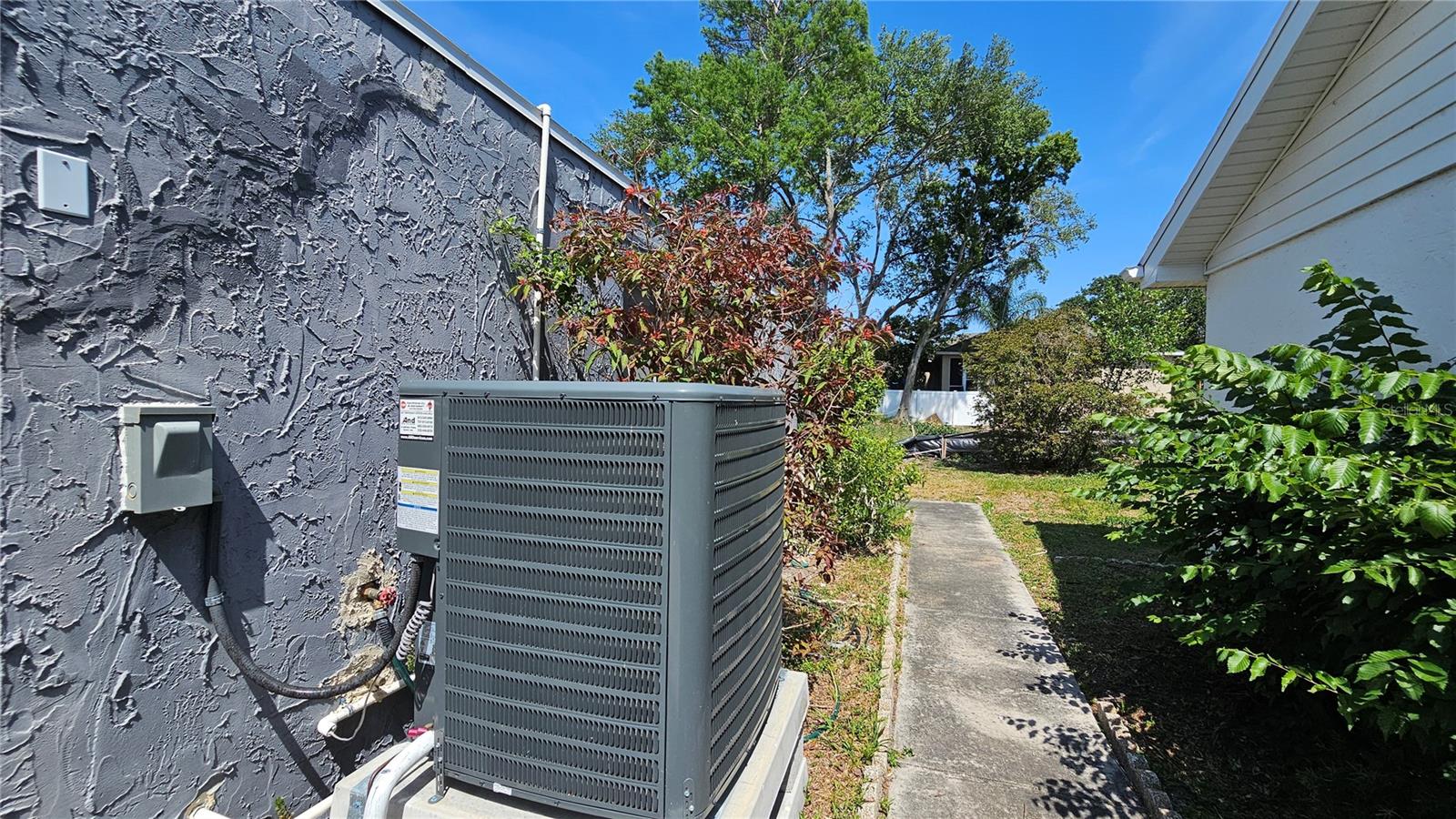 BEACON SQUARE - Residential