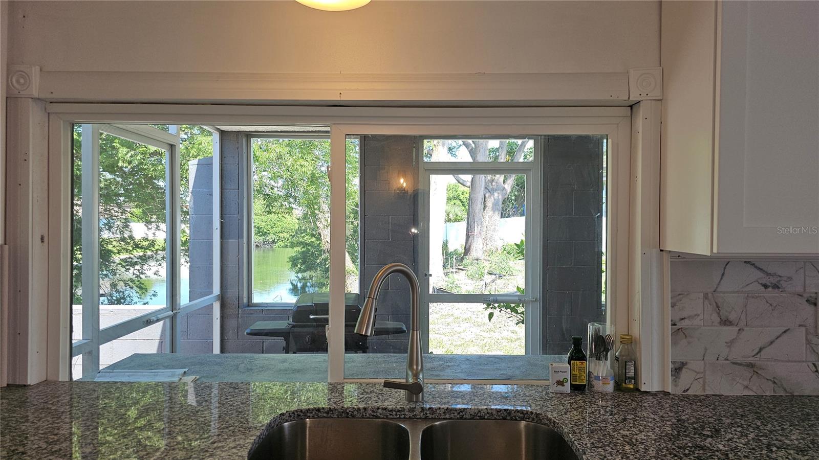 BEACON SQUARE - Residential
