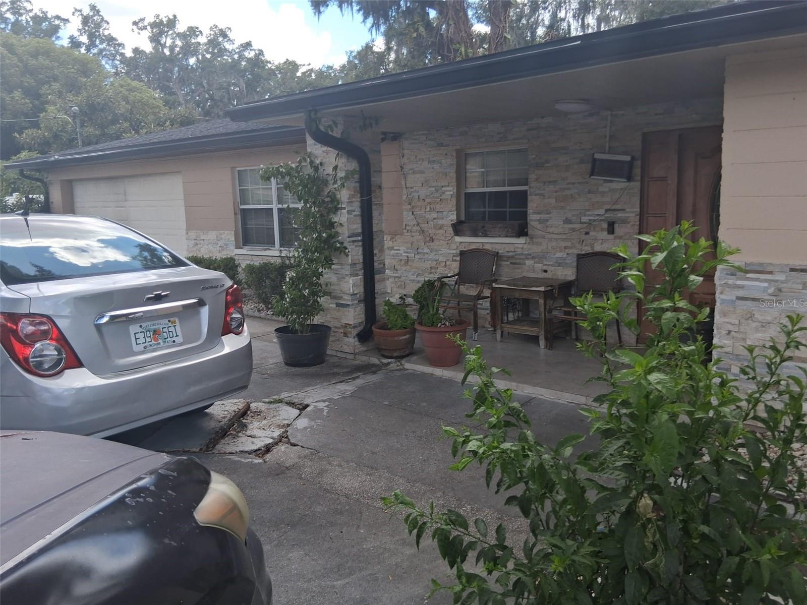 GARDEN OAKS UNIT 01 - Residential