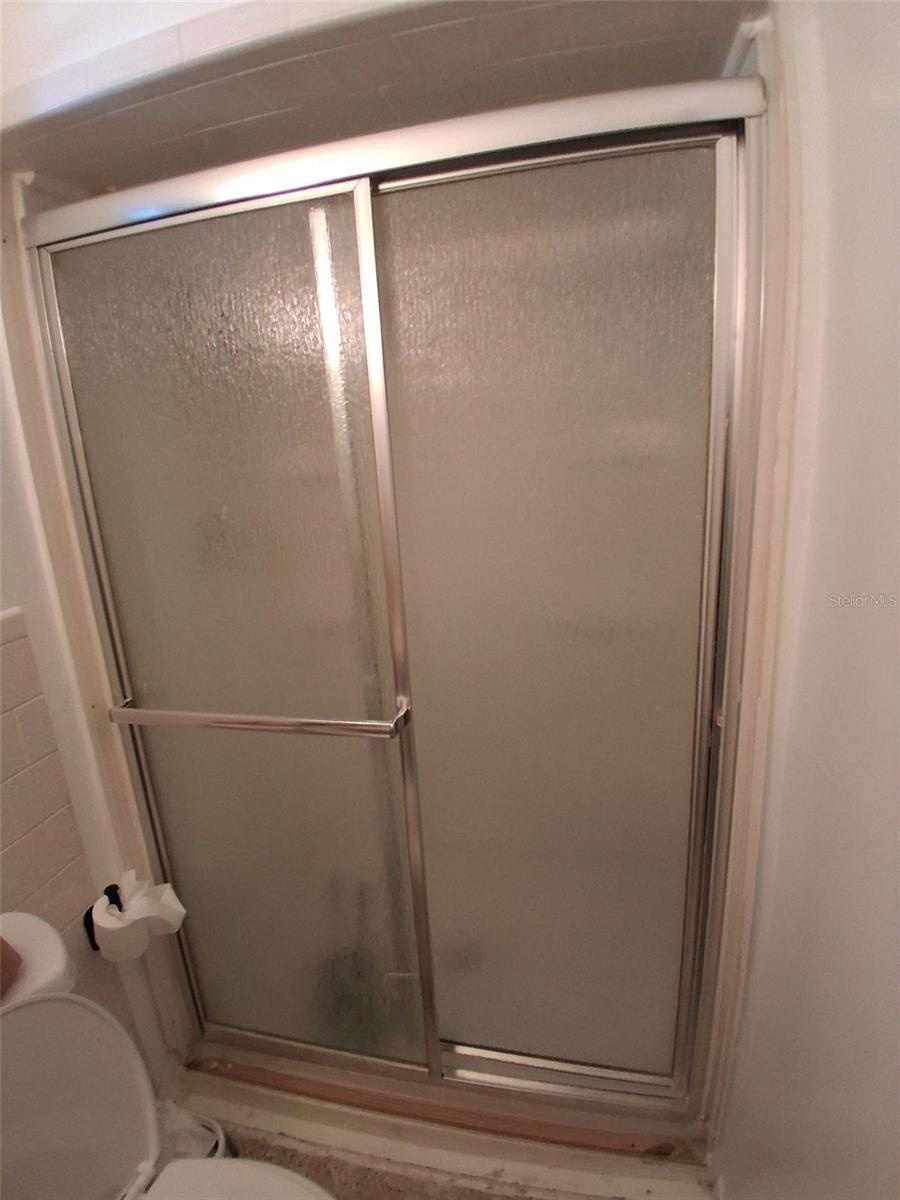 GARDEN OAKS UNIT 01 - Residential