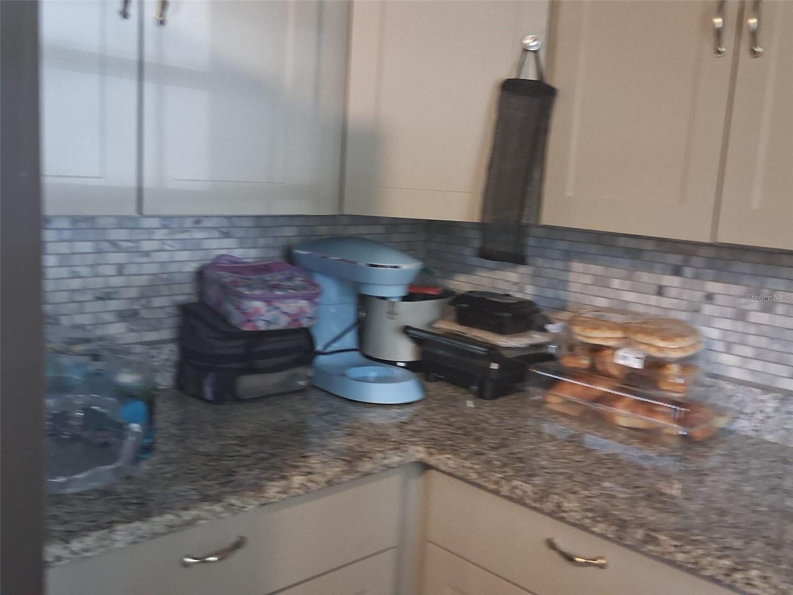 GARDEN OAKS UNIT 01 - Residential