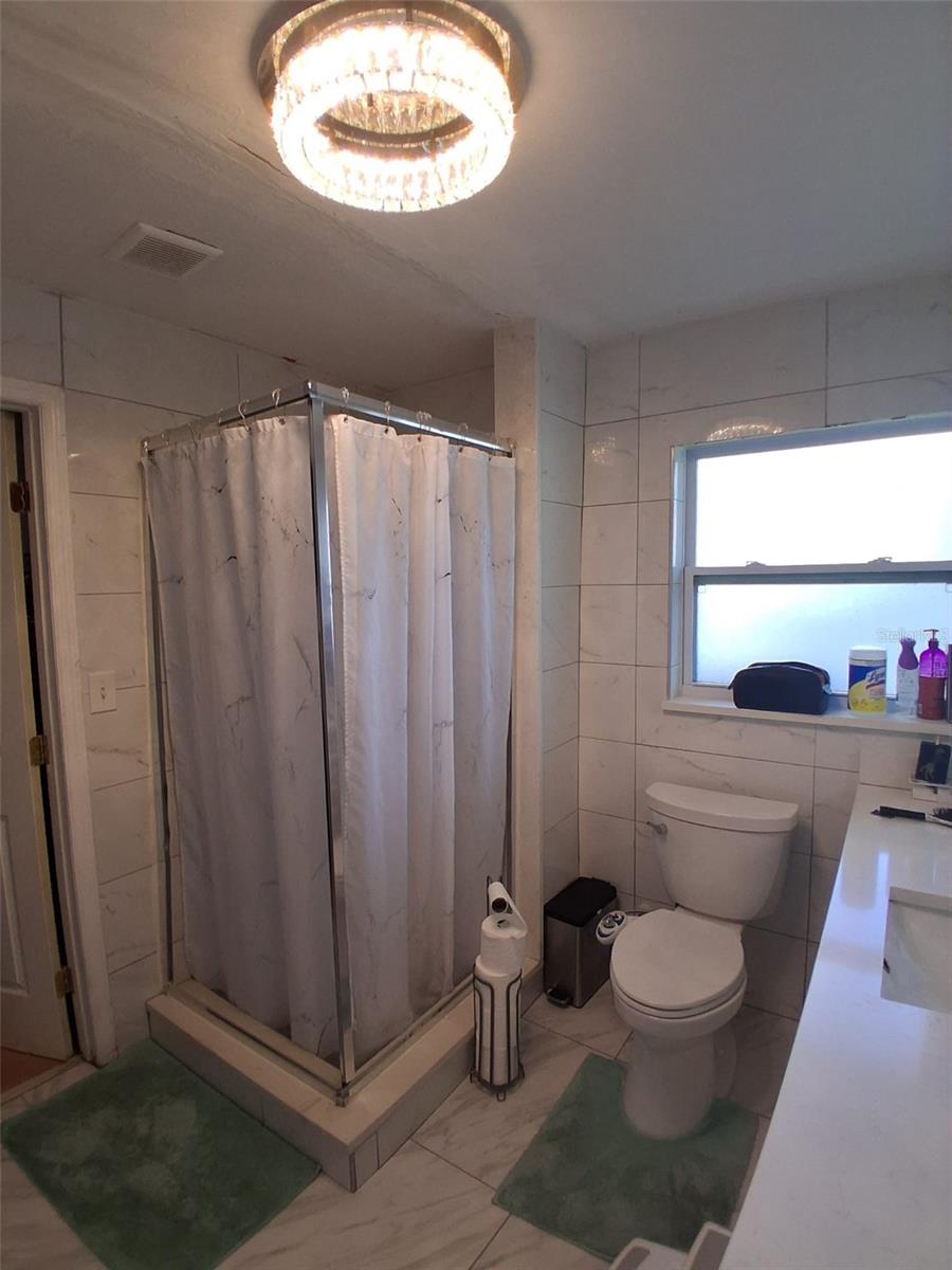 GARDEN OAKS UNIT 01 - Residential