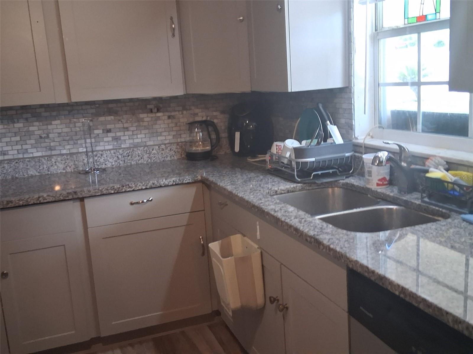 GARDEN OAKS UNIT 01 - Residential