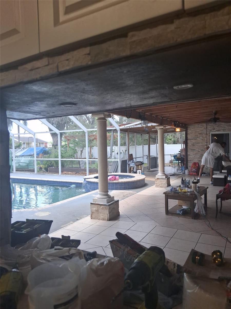 GARDEN OAKS UNIT 01 - Residential