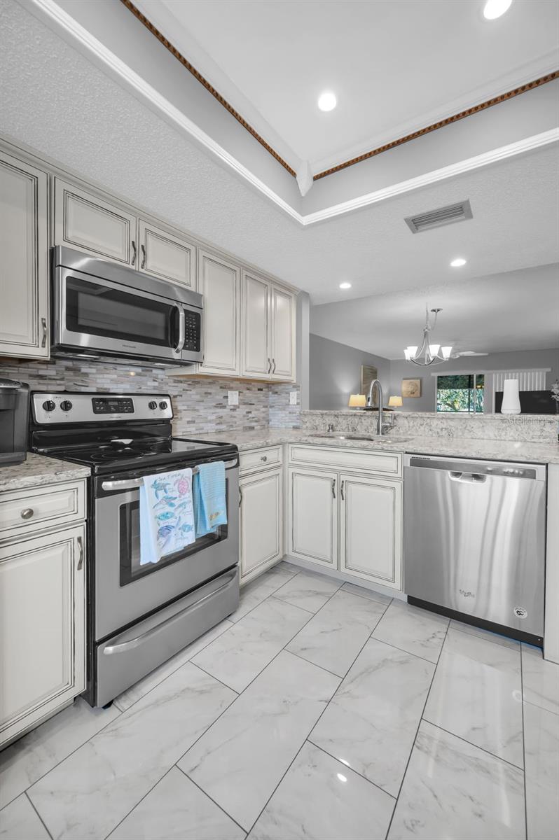 EAST LAKE WOODLANDS CYPRESS ESTATES - Residential