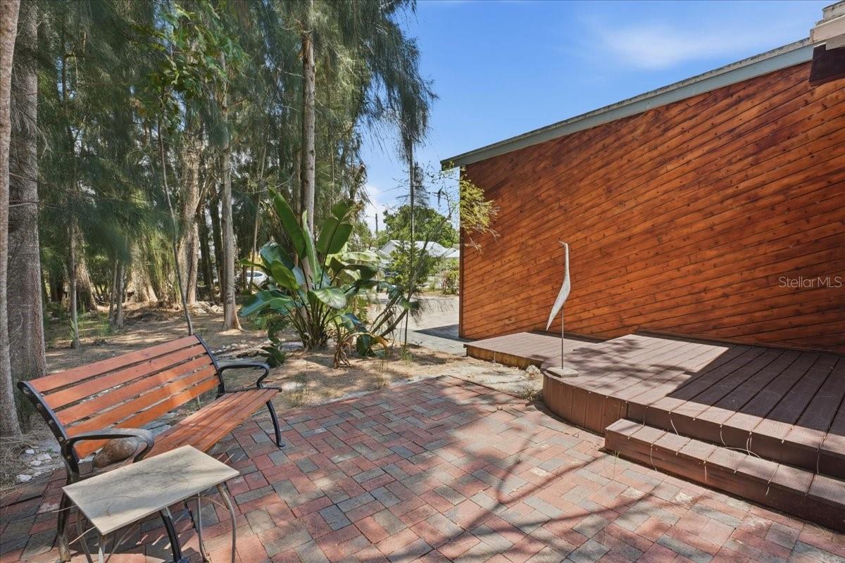 FLORA-VILLA - Residential