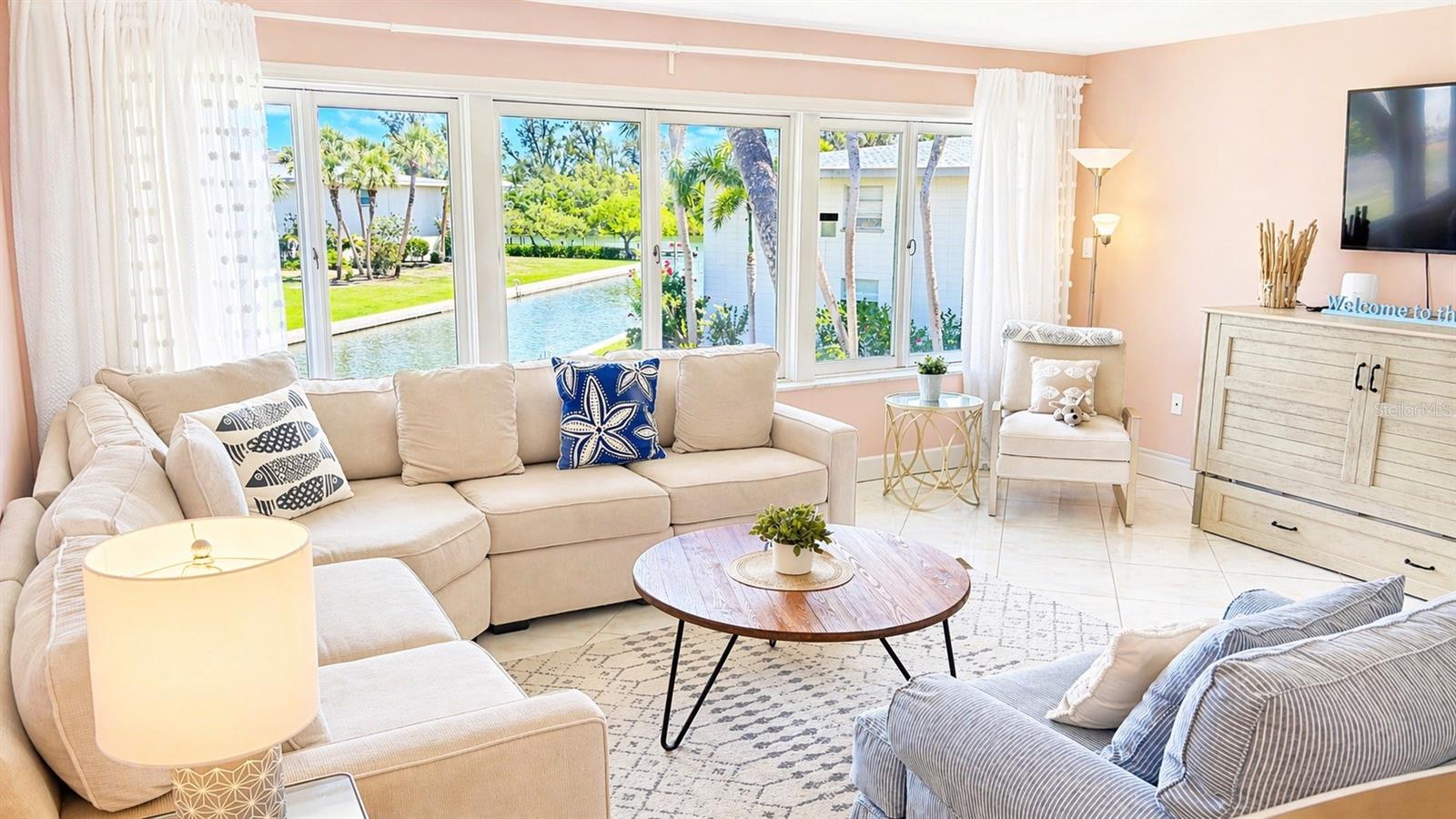 WHITNEY BEACH - Residential