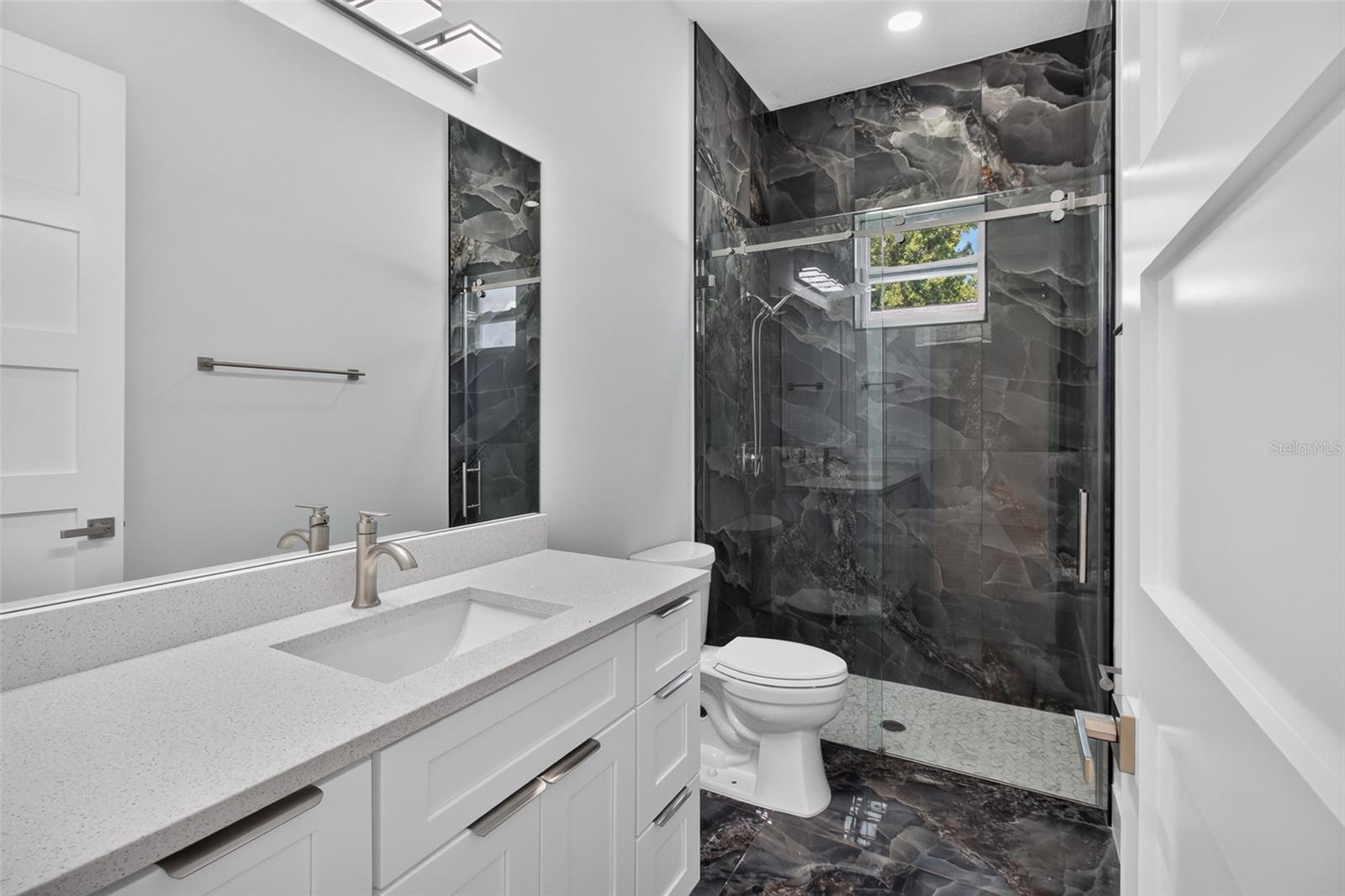 NORTHFIELD MANOR SEC A-2 - Residential