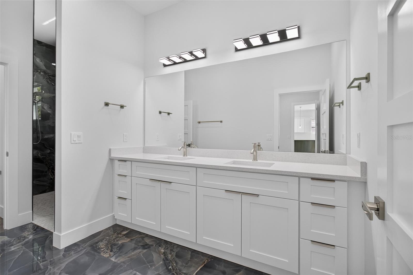 NORTHFIELD MANOR SEC A-2 - Residential