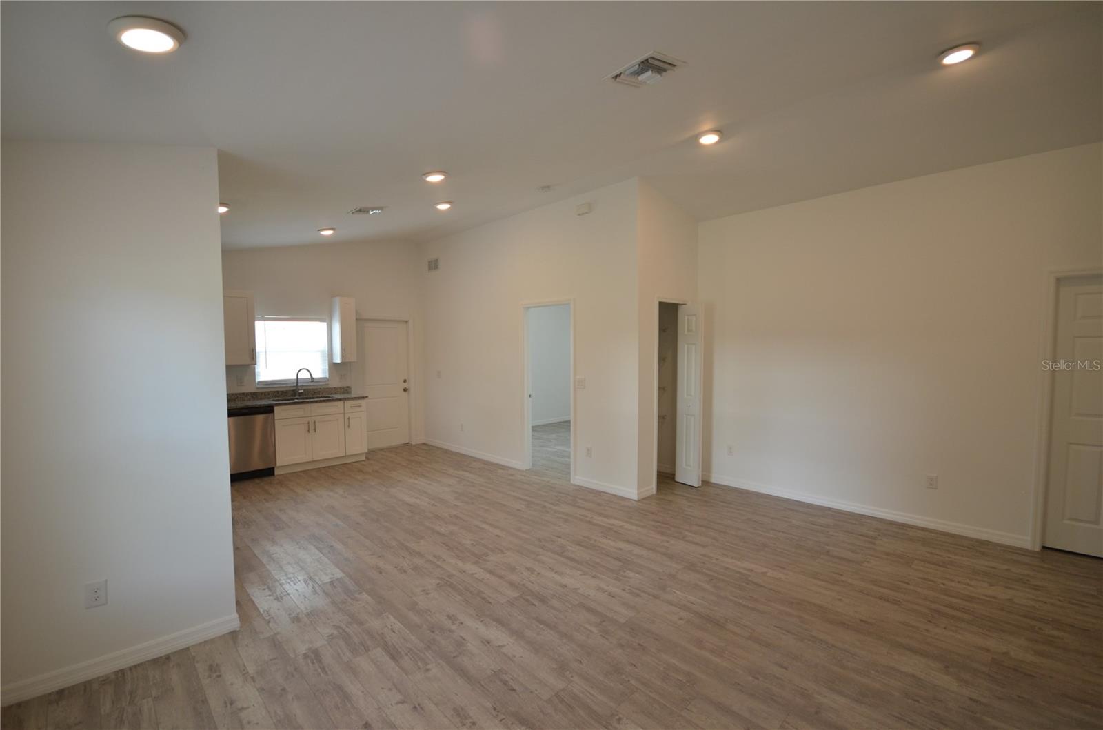CARVER PARK - Residential