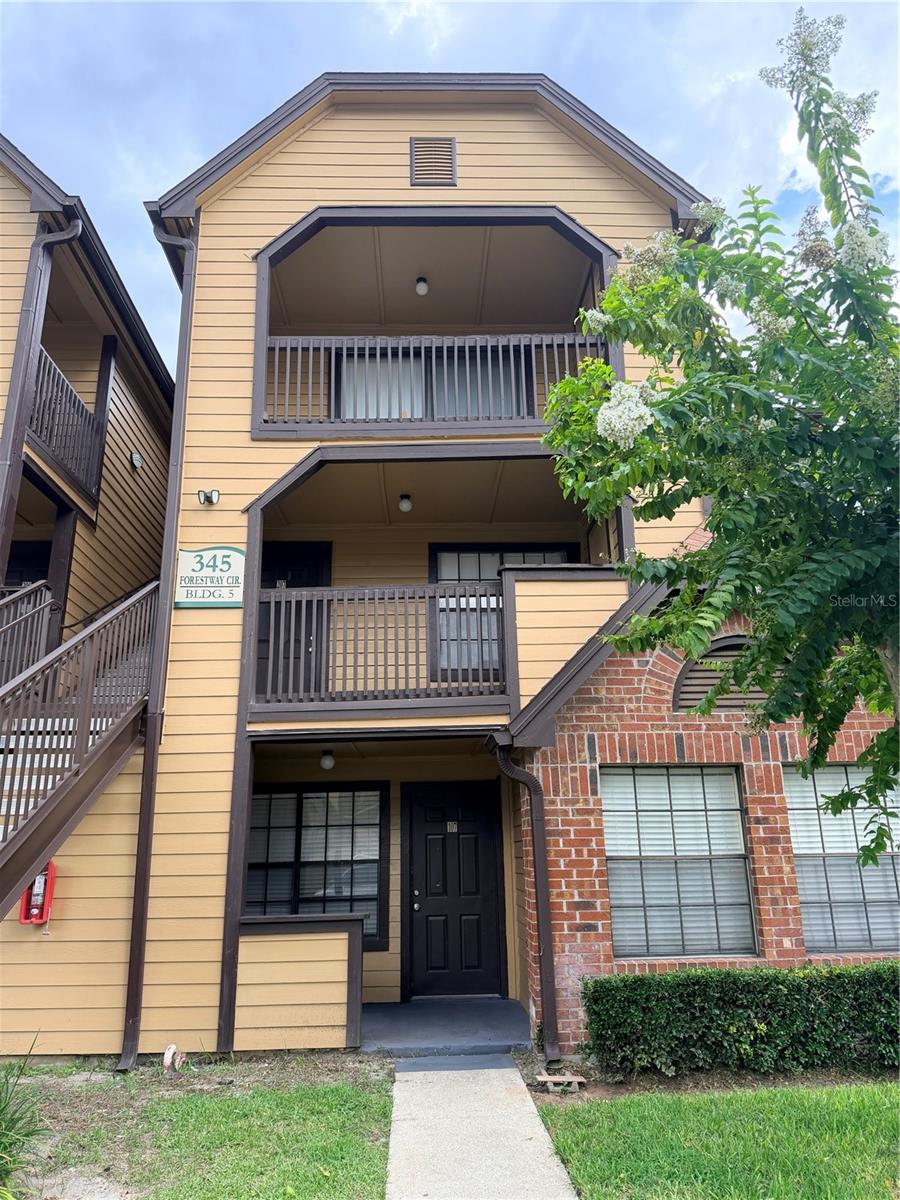 LAKEWOOD PARK A CONDO - Residential