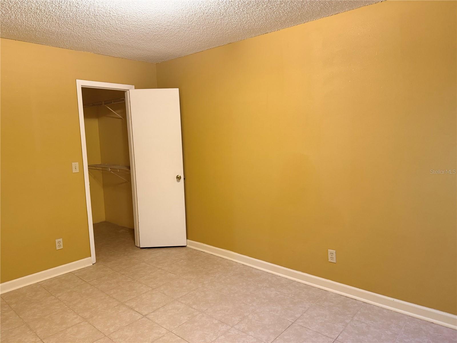LAKEWOOD PARK A CONDO - Residential