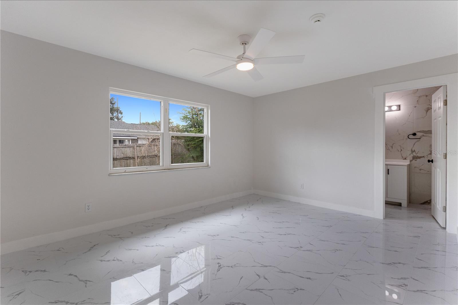 GROVELAND LITTLE OAKS - Residential