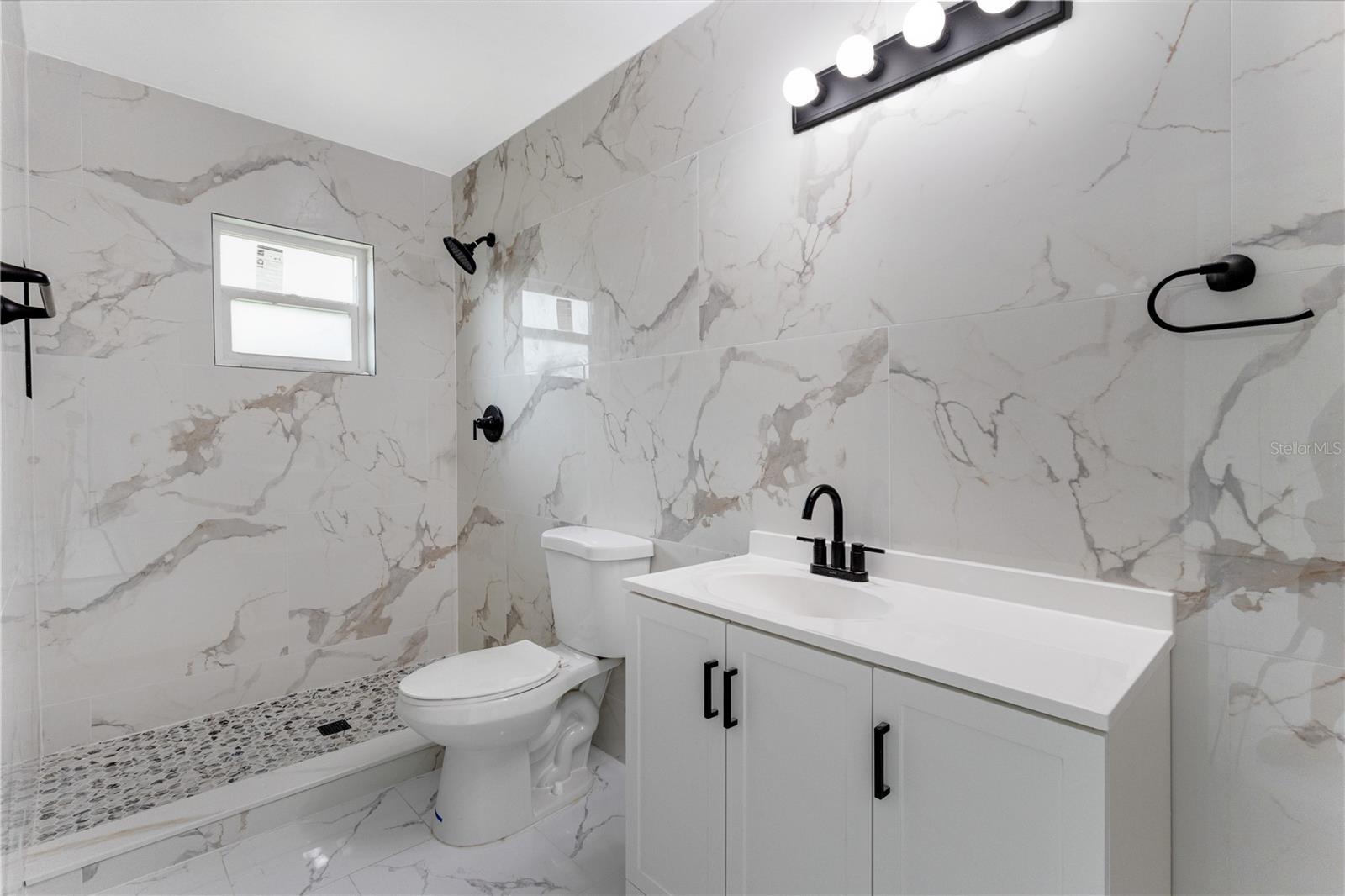 GROVELAND LITTLE OAKS - Residential