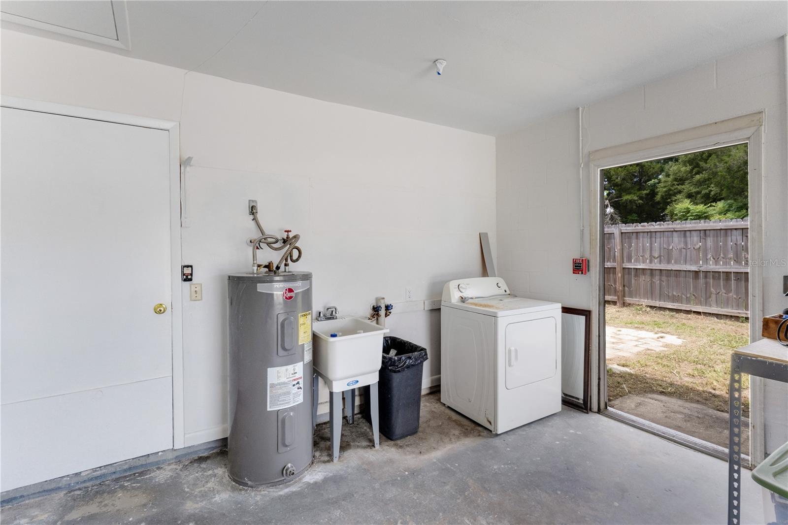 GROVELAND LITTLE OAKS - Residential