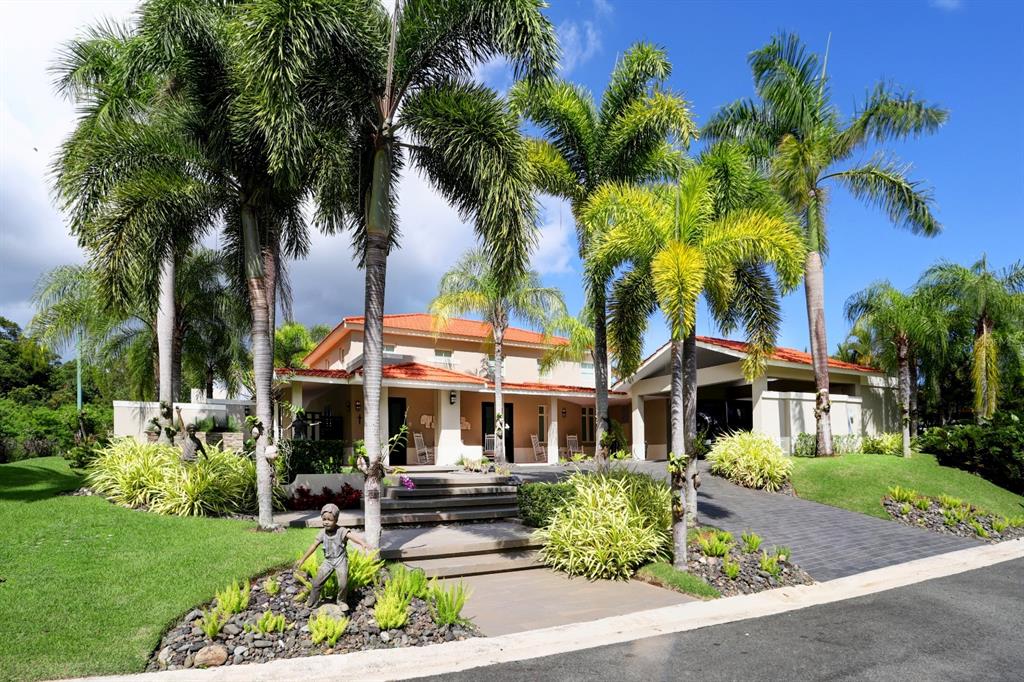 SABANERA DE DORADO - Residential