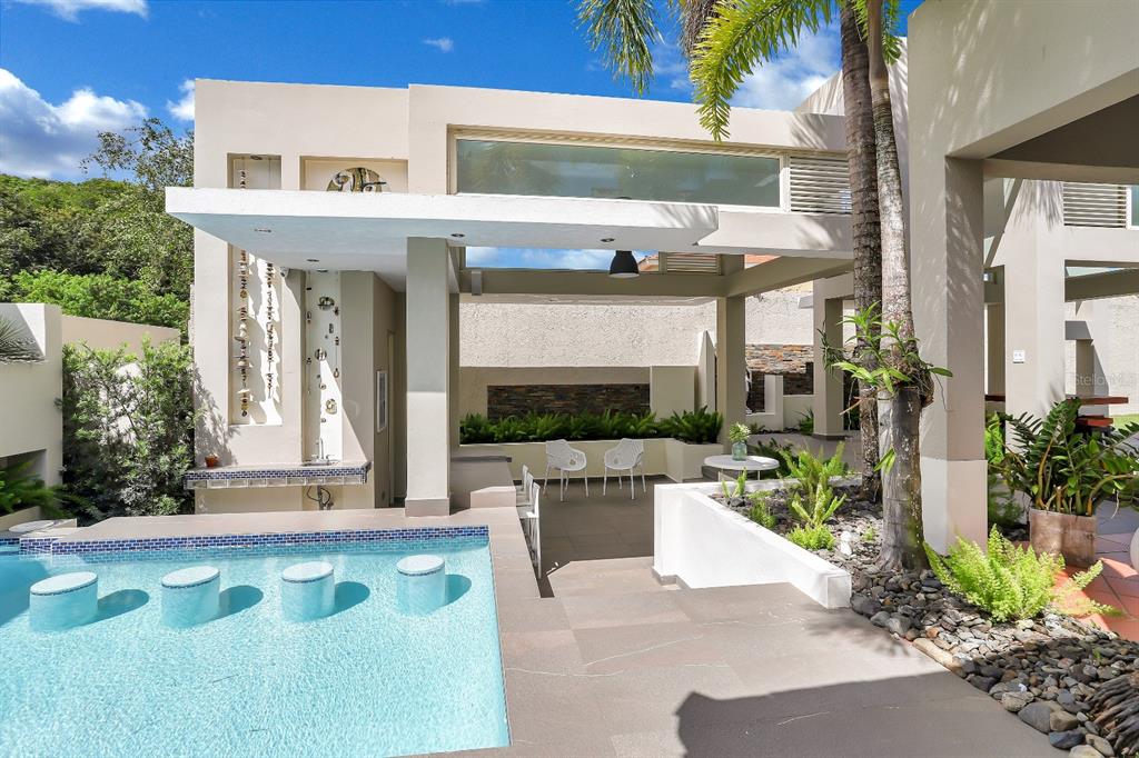 SABANERA DE DORADO - Residential