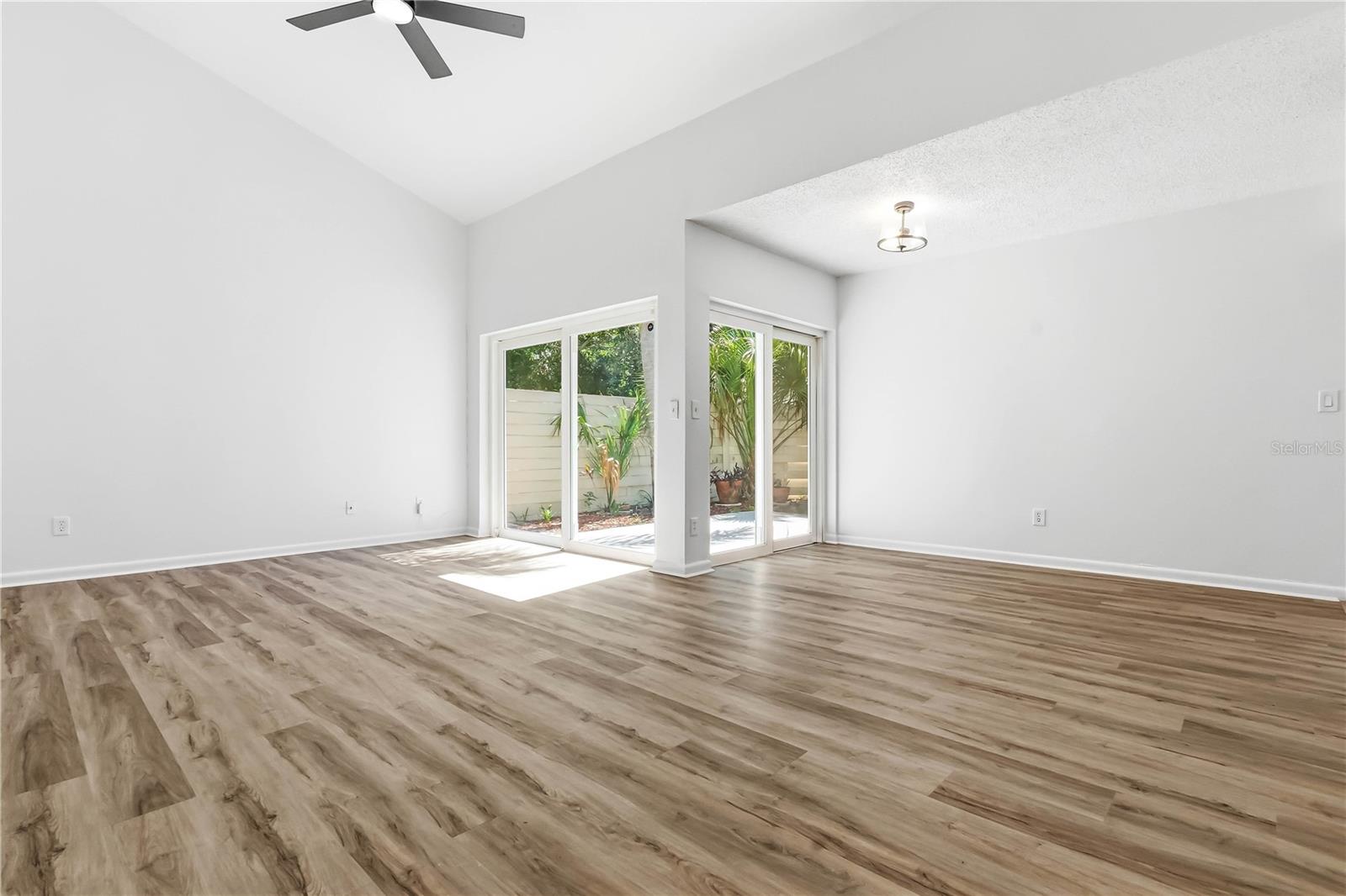 WINDING WOOD CONDO 1XPHASE 1 - Residential
