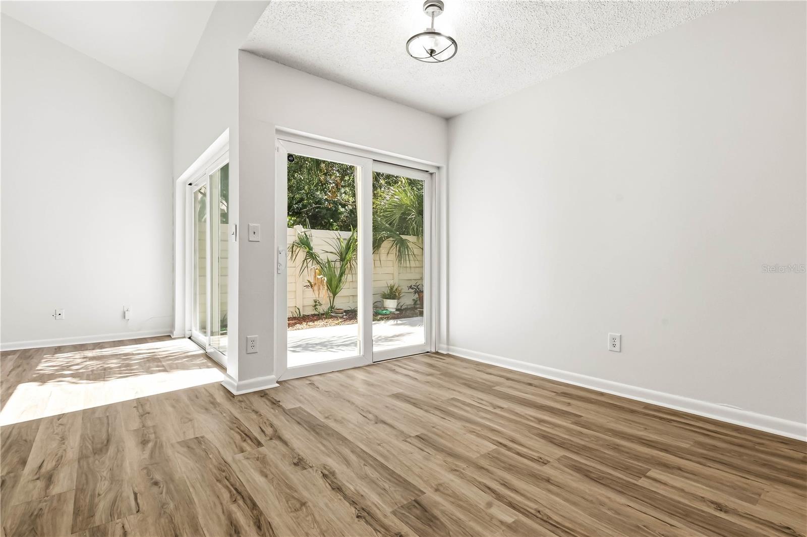 WINDING WOOD CONDO 1XPHASE 1 - Residential