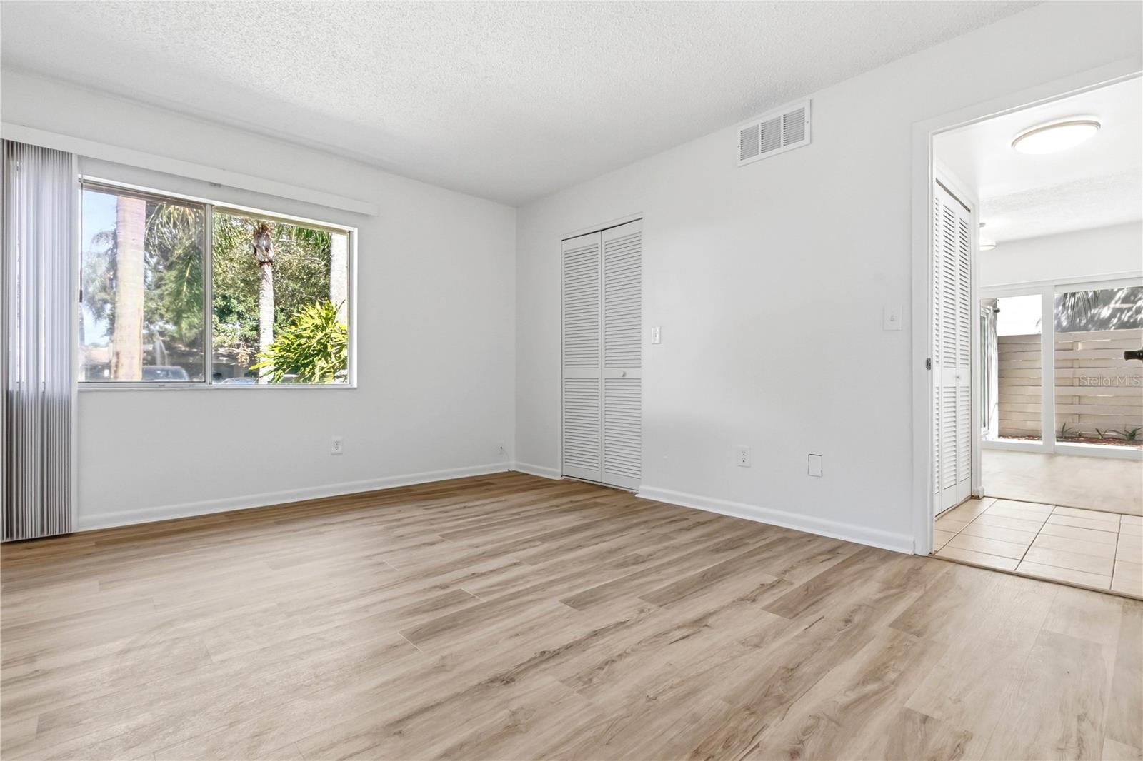 WINDING WOOD CONDO 1XPHASE 1 - Residential