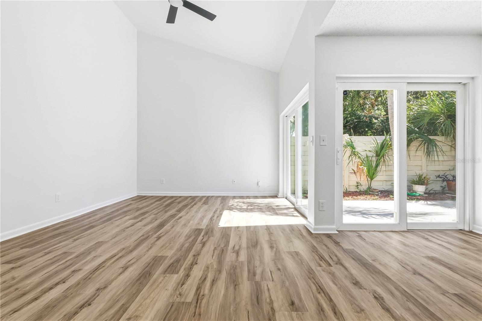WINDING WOOD CONDO 1XPHASE 1 - Residential