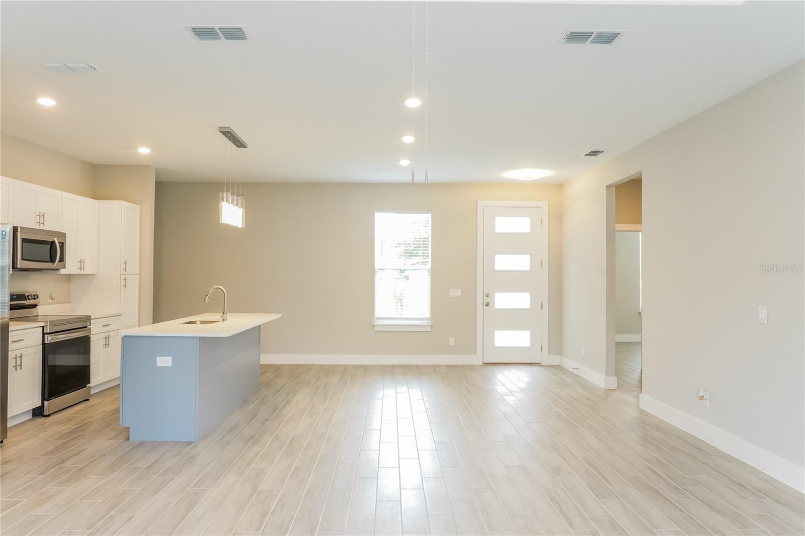 POINCIANA NBRHD 04 VILLAGE 07 - Residential Lease