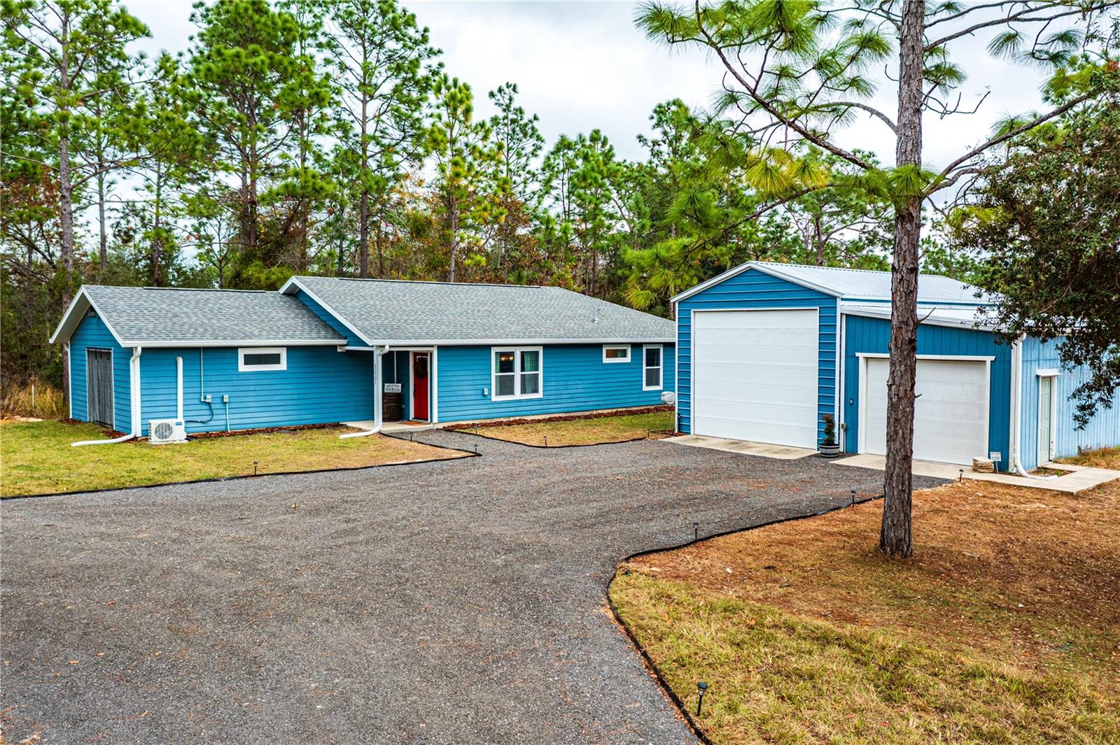 UNIVERSITY OAKS - Residential