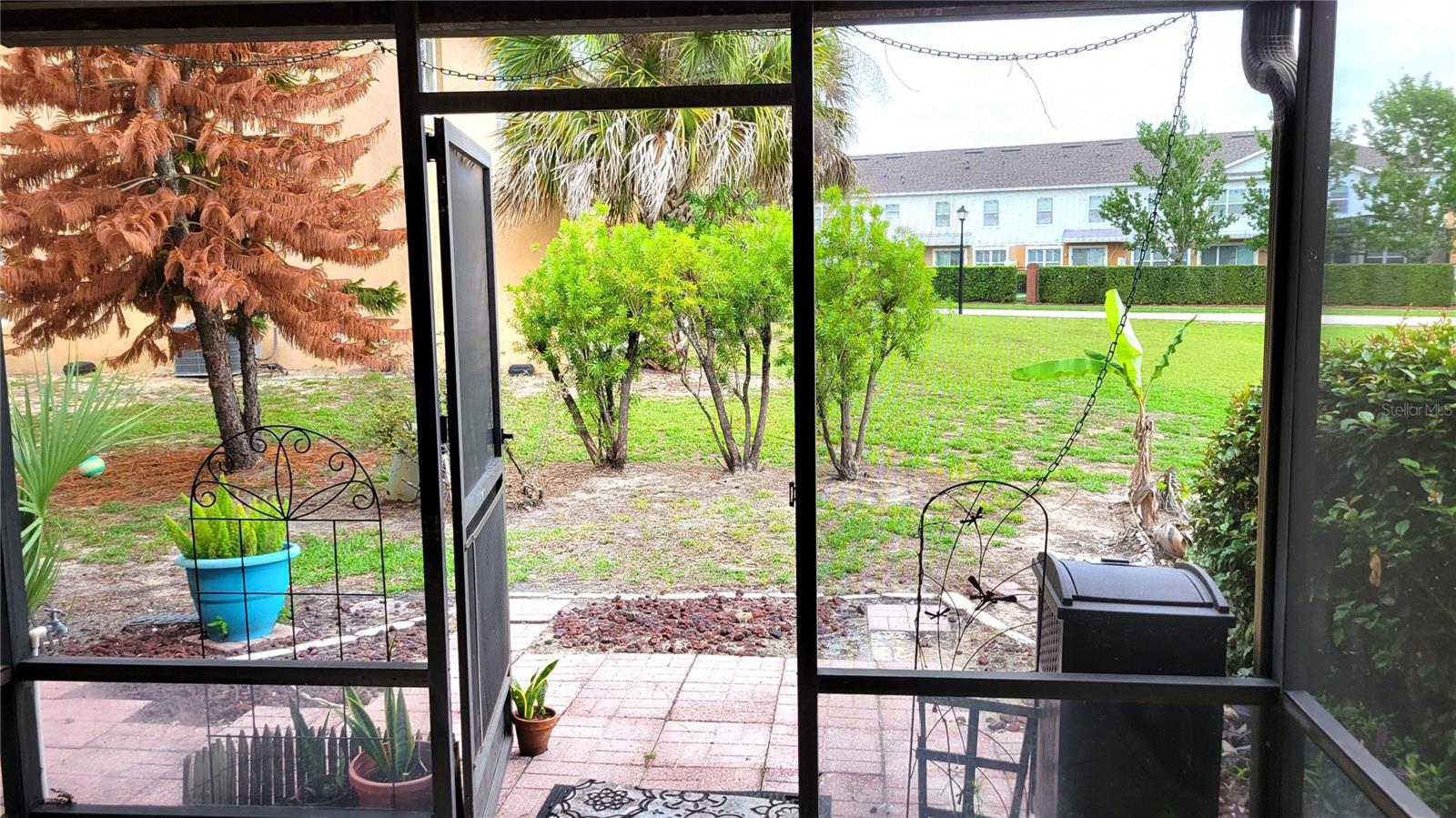 GREENBROOK VILLAS AT ERROL ESTATES 01 - Residential Lease
