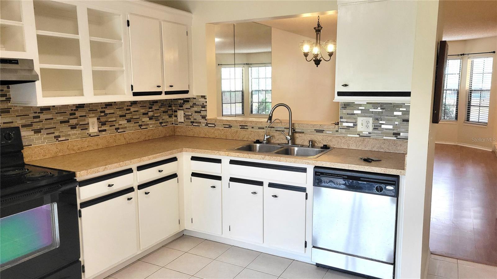 GREENBROOK VILLAS AT ERROL ESTATES 01 - Residential Lease