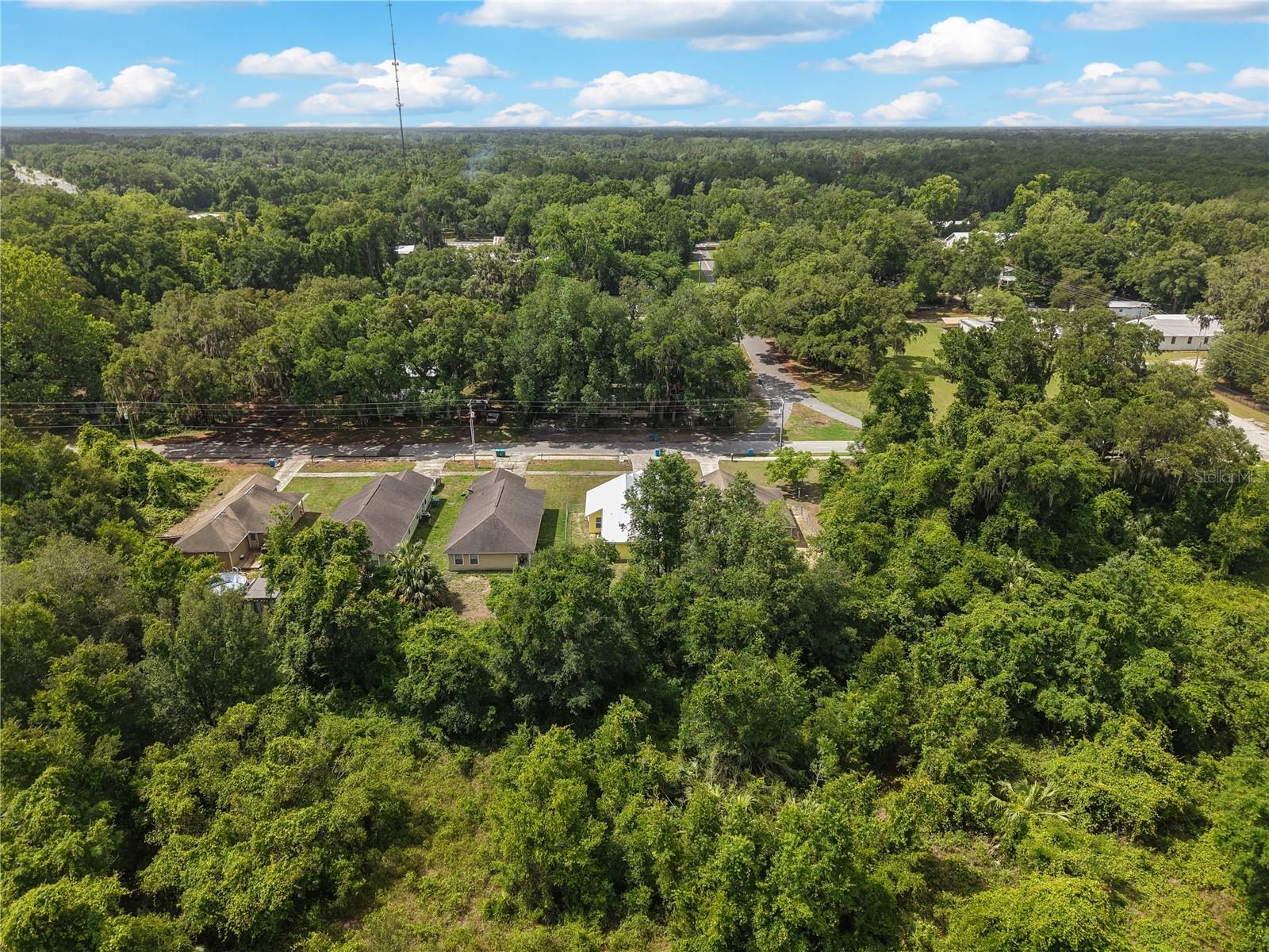 PARK WEST - Residential