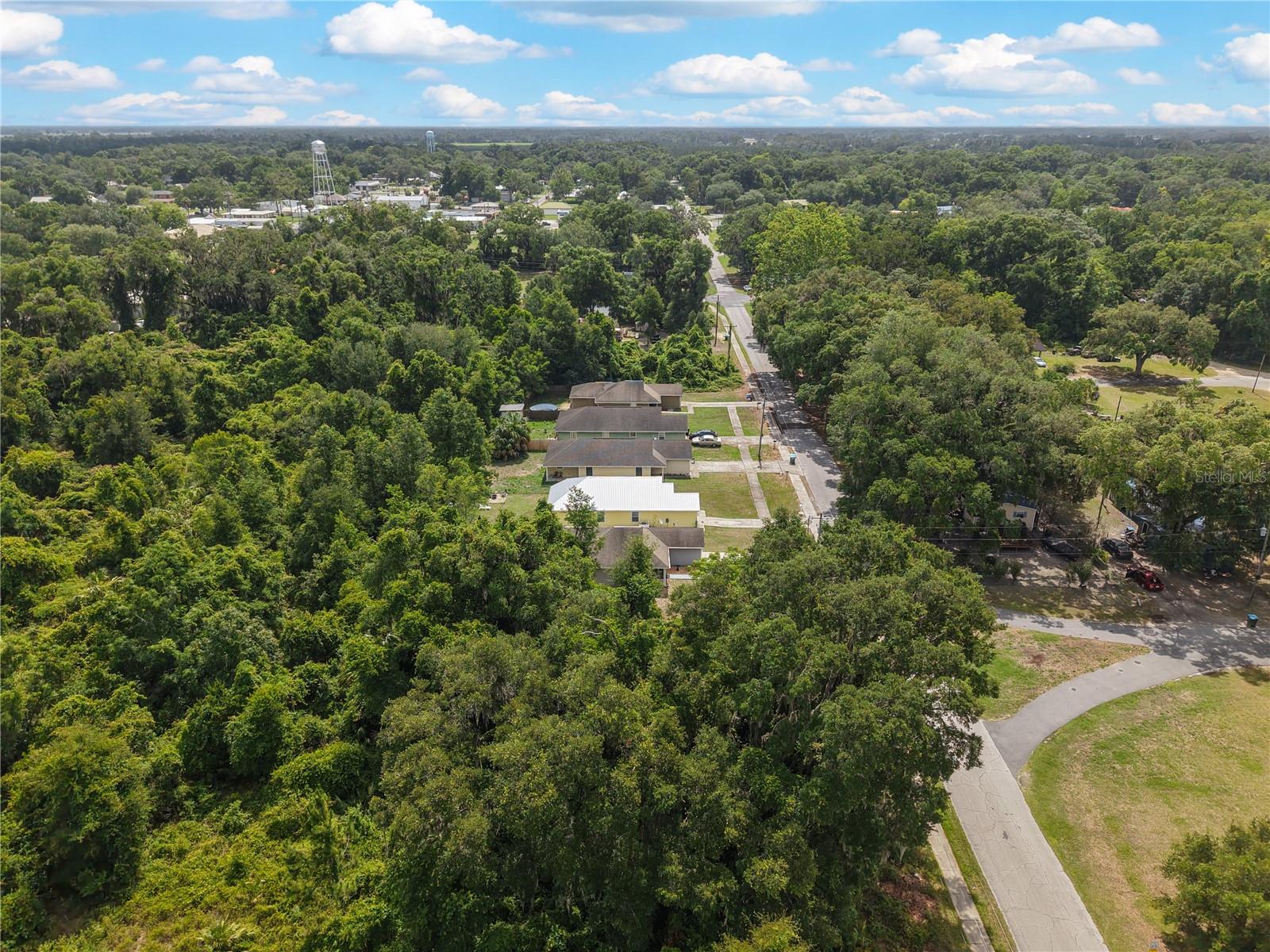 PARK WEST - Residential